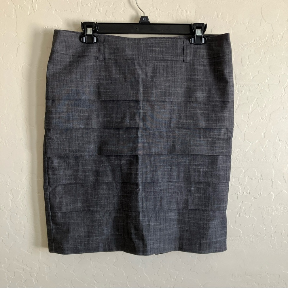 AGB Skirt Womans 8 Gray Knee Length Pencil Layered Capsule Wardrobe Teacher